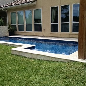 Simple Geometric Pool in The Woodlands