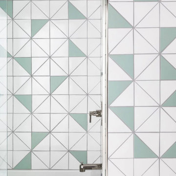 Geometric Triangle Tile Bath