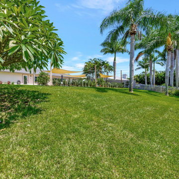 Canal Home