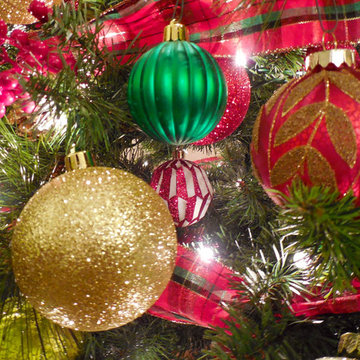 Christmas Decor in a Small Living Room