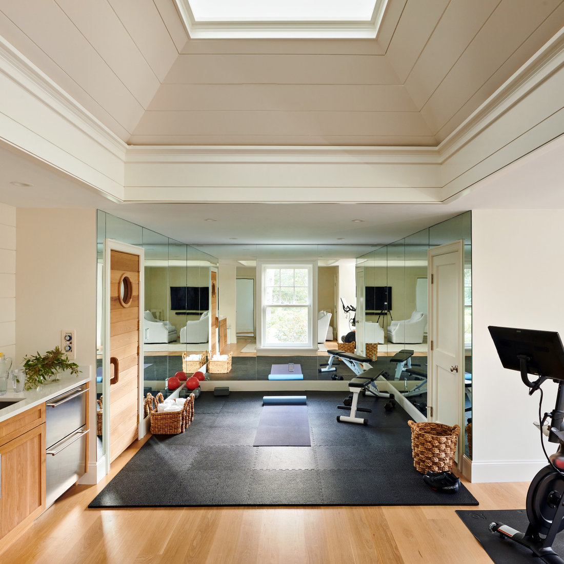Bay Side Home on Buzzards Bay