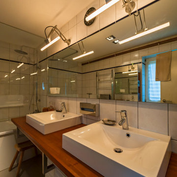 Badezimmer, Umbau und Beleuchtung