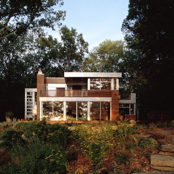 Lakeside Residence