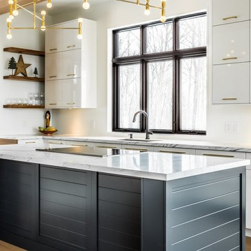 Custom Transitional Kitchen - Glossy White Polymer & Blue HDF