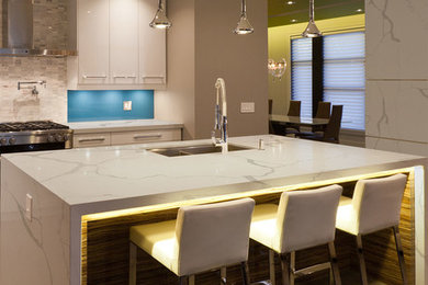 Kitchen photo in Houston