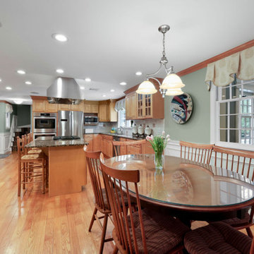 17 Stonepost Road, Glastonbury, CT 06033