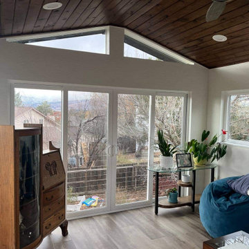 Elevated Sunroom and deck construction