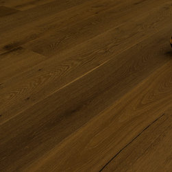 Ch&acirc;teau Capri (Reactive Stained, European Oak) - 床材