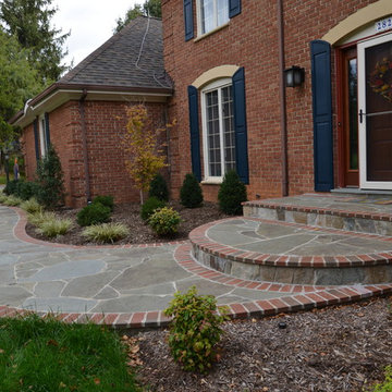Pennsylvania Variegated Irregular Flagstone w/ Brick Border on Concrete Base