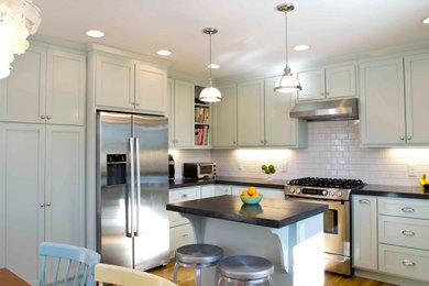 Kitchen - contemporary kitchen idea in Other