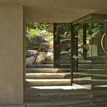 Ramp To Upper Level