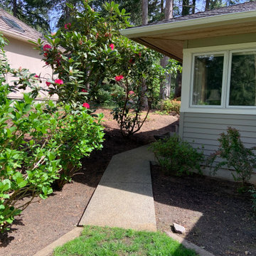 Garden setting in Canterwood