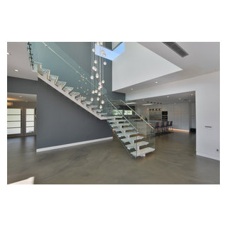 Lakewood Modern Residence - Modern - Staircase - Los Angeles - by Novum ...