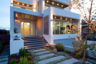 Inspiration for a contemporary exterior home remodel in Sydney