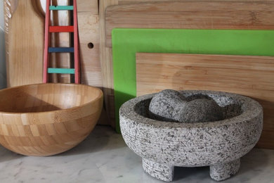 Inspiration for a contemporary kitchen remodel in Los Angeles
