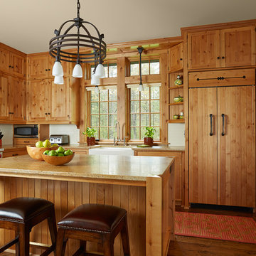 Tomahawk Lake House