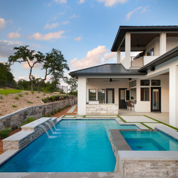 Modern: 4,950 ft², 4 BR/4 BA/2 ST home