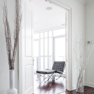 Absolute Condo: Hallway