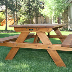 Outdoor Dining - Outdoor Dining Tables
