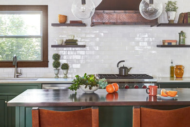 Inspiration for a kitchen remodel in Chicago