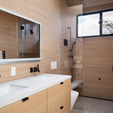Flowing Courtyard Eichler