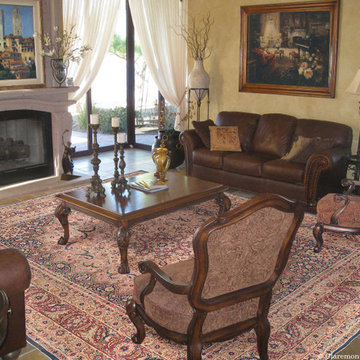 A 150-year-old Laver Kirman Persian Carpet Adds Romance to Sitting Room