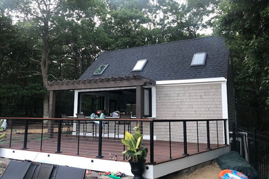 Example of a transitional deck design in Boston