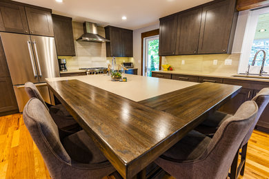 Kitchen - kitchen idea in Denver