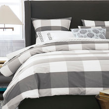 Ts bedroom
