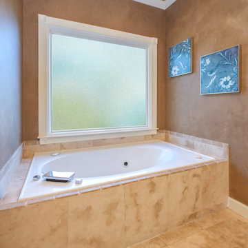 New Window in Beautiful Bathroom - Renewal by Andersen GA