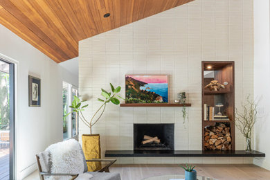 Example of a 1960s living room design in Portland