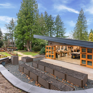 Bellevue Garage & Woodworking Workshop