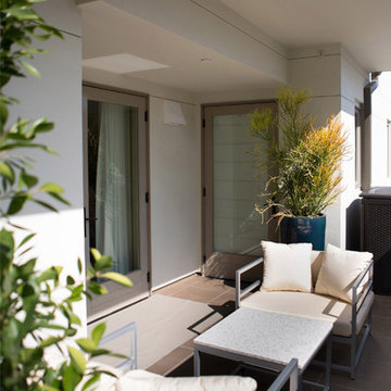 Contemporary Pasadena Condo Patio