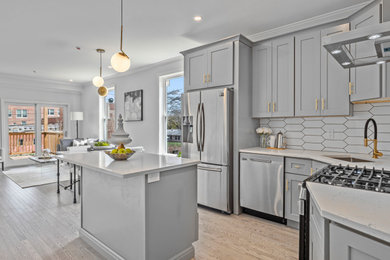 Example of a minimalist kitchen design in Boston