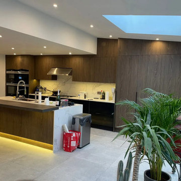 I-shaped Wooden & Matt Handleless Kitchen Set in Harrow by Inspired Elements