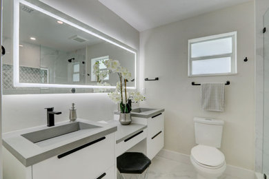 Inspiration for a contemporary home design remodel in Miami