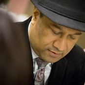 Manny Hunjan's photo
