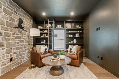 Mountain style home design photo in Boise