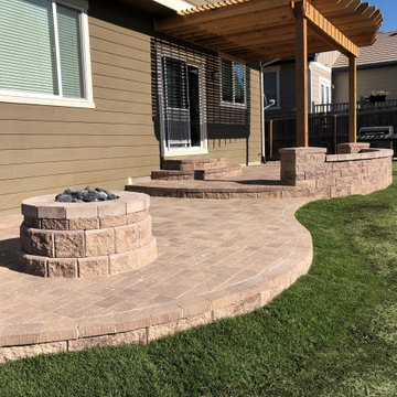 Back yard - Interlocking Paver Patio