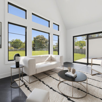 Modern Transitional Multigenerational Parker IV | Downtown Naperville, IL