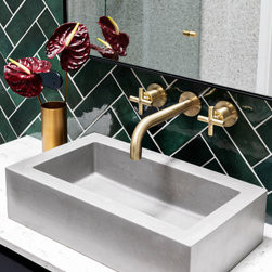 Rossmoyne, Thornbury by MJ Harris Group - Bathroom Taps and Shower Heads