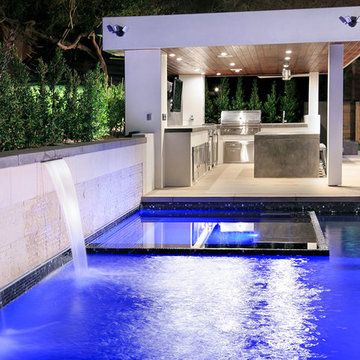 Enjoy Summer Poolside - Luxurious Outdoor Living for Private Entertainment