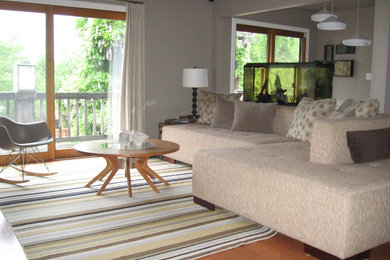 Example of a trendy living room design in San Francisco