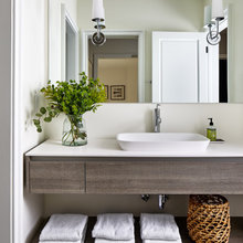 Cabin Small Bathroom