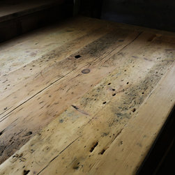Ontario Barnwood Distressing Kept - Table Tops And Bases