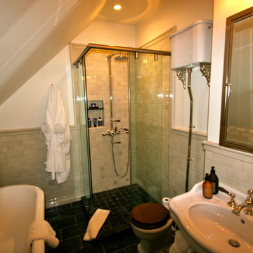 Junior Master Bath