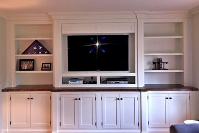 Example of a classic living room design in New York