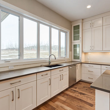 Custom Capilano 3223 sq/ft