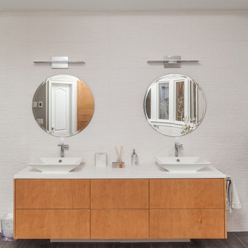 Modern Master Bathroom