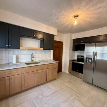 Graphite Shaker & White Oak Kitchen Cabinet